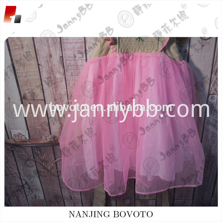 pink embroidery dress06